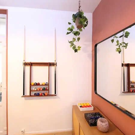 Апартаменты Plain-pied - 5 Couchages - Billard - Babyfoot - Terrasse - Jardin - Veranda - 4 & Canape Convertible - Netflix - Amazon Prime - Wifi - Stationnement Gratuit Devant - Centre - Gere Par Presta-zen'services Верден-сюр-Мёз